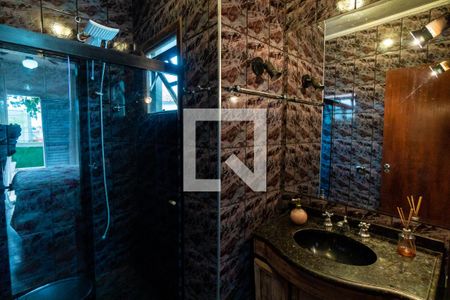 Banheiro da Suíte de casa para alugar com 3 quartos, 163m² em Jardim Jabaquara, São Paulo