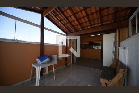 Apartamento à venda com 140m², 2 quartos e 2 vagasCobertura