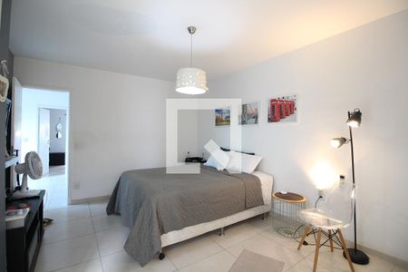 Casa à venda com 163m², 3 quartos e 1 vagaSuíte