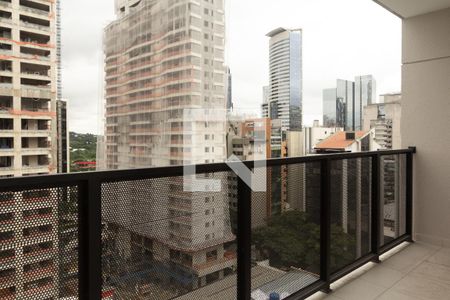Varanda  de kitnet/studio para alugar com 1 quarto, 32m² em Vila Olímpia, São Paulo