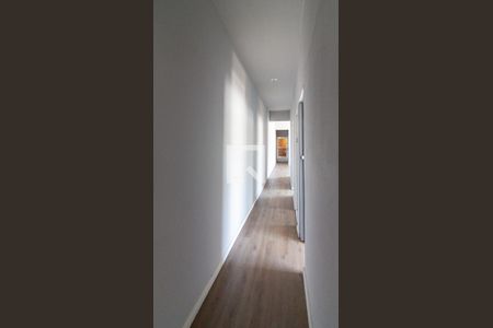 Apartamento à venda com 76m², 3 quartos e sem vagaCorredor