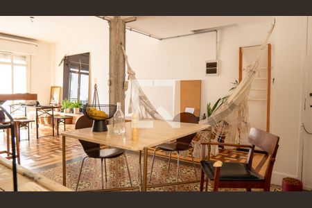 Apartamento à venda com 135m², 2 quartos e sem vaga Apartamento à venda com 135m², 2 quartos e sem vagaCozinha