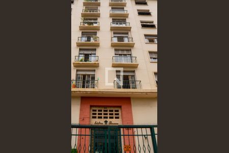 Apartamento à venda com 135m², 2 quartos e sem vaga Apartamento à venda com 135m², 2 quartos e sem vagaFachada