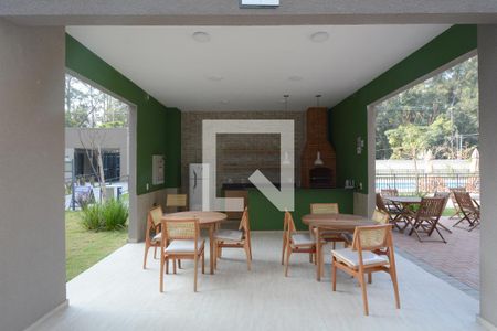 Apartamento para alugar com 38m², 2 quartos e sem vagaÁrea comum - Churrasqueira