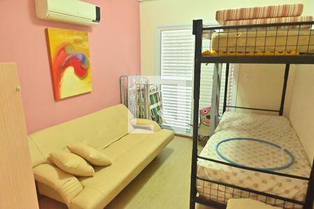 Apartamento para alugar com 146m², 3 quartos e 2 vagasQuarto