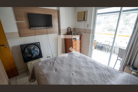 Apartamento à venda com 167m², 3 quartos e 2 vagas Apartamento à venda com 167m², 3 quartos e 2 vagasQuarto 1