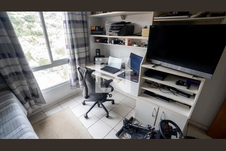 Apartamento à venda com 167m², 3 quartos e 2 vagas Apartamento à venda com 167m², 3 quartos e 2 vagasQuarto 2