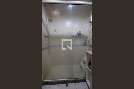 Apartamento à venda com 167m², 3 quartos e 2 vagas Apartamento à venda com 167m², 3 quartos e 2 vagasBanheiro 2