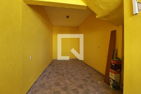 Garagem de casa para alugar com 2 quartos, 114m² em Vila Roque, São Paulo