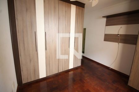 Casa à venda com 300m², 4 quartos e 4 vagasQuarto 