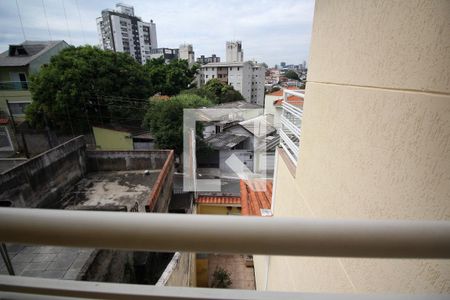 Casa à venda com 300m², 4 quartos e 4 vagasSuíte 2 varanda