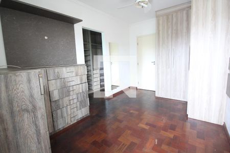 Casa à venda com 300m², 4 quartos e 4 vagasSuíte 1