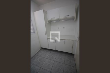 Casa à venda com 300m², 4 quartos e 4 vagasQuarto de Serviço