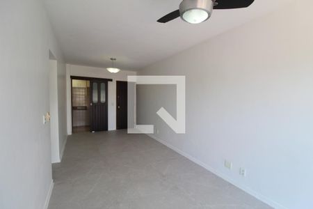 Sala de apartamento para alugar com 2 quartos, 76m² em Anil, Rio de Janeiro