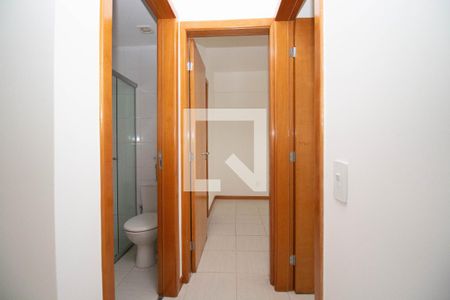 Apartamento à venda com 48m², 2 quartos e 1 vaga Apartamento à venda com 48m², 2 quartos e 1 vagaCorredor