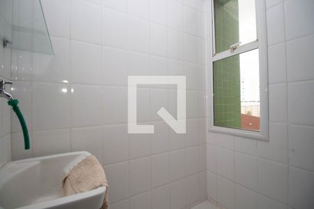 Apartamento à venda com 48m², 2 quartos e 1 vaga Apartamento à venda com 48m², 2 quartos e 1 vagaCozinha e Área de Serviço