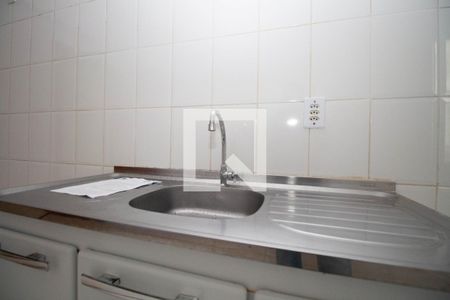 Apartamento à venda com 48m², 2 quartos e 1 vaga Apartamento à venda com 48m², 2 quartos e 1 vagaCozinha e Área de Serviço