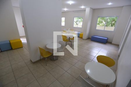Apartamento à venda com 68m², 3 quartos e 1 vaga Apartamento à venda com 68m², 3 quartos e 1 vagaÁrea comum - Salão de festas