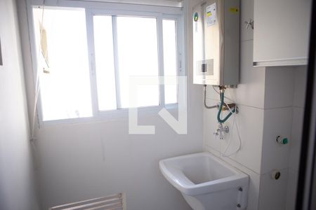 Apartamento à venda com 68m², 3 quartos e 1 vaga Apartamento à venda com 68m², 3 quartos e 1 vagaÁrea de serviço