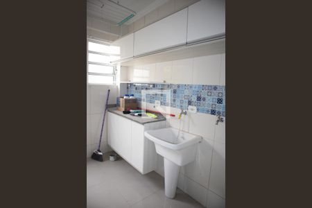 Casa à venda com 100m², 2 quartos e 1 vagaÁrea de Serviço