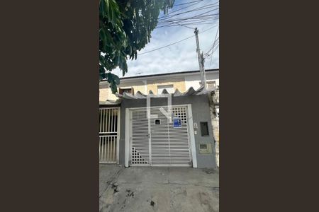 Casa à venda com 100m², 2 quartos e 1 vagaFachada