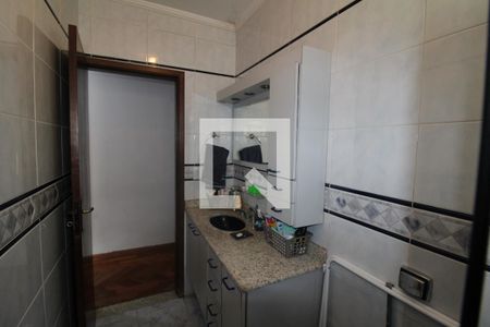 Casa à venda com 200m², 3 quartos e 4 vagasBanheiro 1