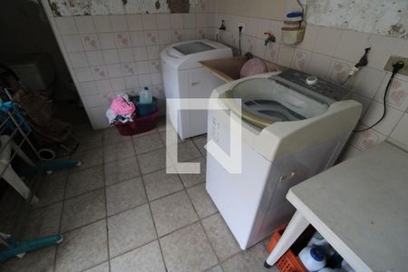 Casa à venda com 200m², 3 quartos e 4 vagasÁrea de Serviço