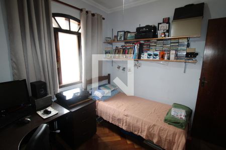 Casa à venda com 200m², 3 quartos e 4 vagasQuarto 2