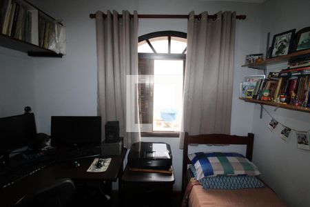 Casa à venda com 200m², 3 quartos e 4 vagasQuarto 2