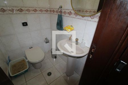 Casa à venda com 200m², 3 quartos e 4 vagasLavabo