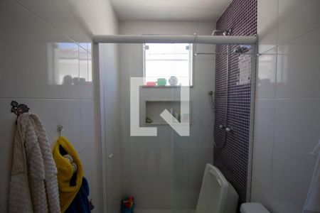 Casa à venda com 350m², 4 quartos e 2 vagasBanheiro da Suíte 2