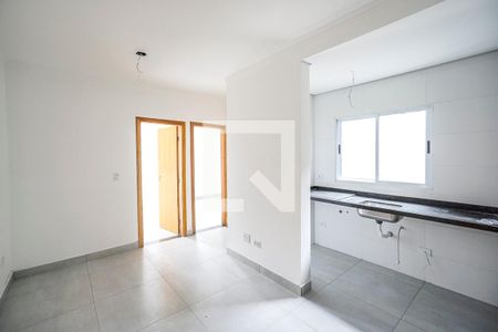Sala e cozinha de apartamento para alugar com 2 quartos, 39m² em Vila Aricanduva, São Paulo