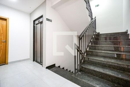 Apartamento para alugar com 39m², 2 quartos e sem vagaHall da escada