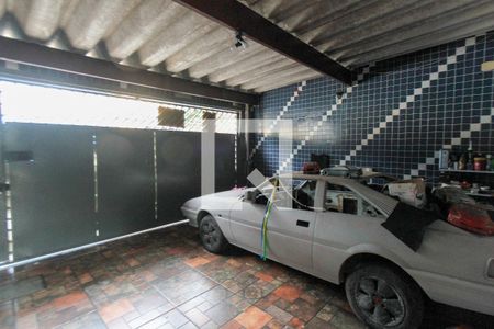 Garagem de casa à venda com 5 quartos, 400m² em Chácara Mafalda, São Paulo