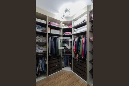 Closet da Suíte de casa à venda com 3 quartos, 200m² em Vila Florida, Guarulhos