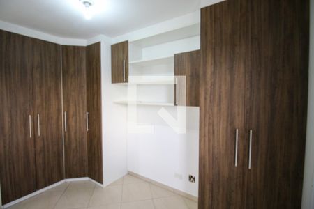 Quarto 1 de apartamento à venda com 2 quartos, 53m² em Vila Carmosina, São Paulo
