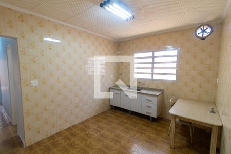 Casa para alugar com 200m², 3 quartos e 3 vagas Casa para alugar com 200m², 3 quartos e 3 vagasCozinha