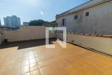 Casa para alugar com 200m², 3 quartos e 3 vagas Casa para alugar com 200m², 3 quartos e 3 vagasQuintal
