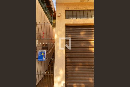 Casa para alugar com 200m², 3 quartos e 3 vagas Casa para alugar com 200m², 3 quartos e 3 vagasFachada