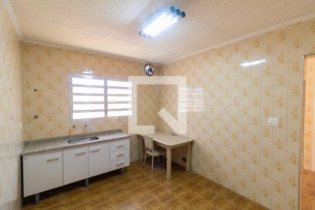 Casa para alugar com 200m², 3 quartos e 3 vagas Casa para alugar com 200m², 3 quartos e 3 vagasCozinha
