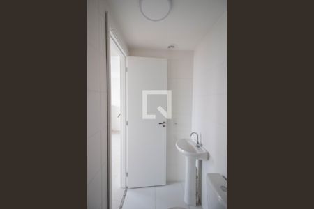Apartamento à venda com 32m², 2 quartos e sem vaga Apartamento à venda com 32m², 2 quartos e sem vagaBanheiro
