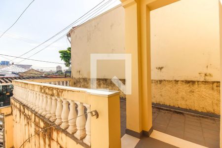 Casa à venda com 180m², 4 quartos e 1 vagaQuintal