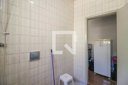 Casa à venda com 180m², 4 quartos e 1 vagaBanheiro da Suíte Externa