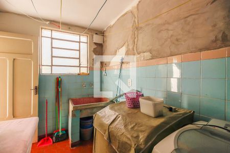 Casa à venda com 180m², 4 quartos e 1 vagaÁrea de Serviço