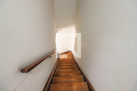 Casa à venda com 180m², 4 quartos e 1 vagaEscada