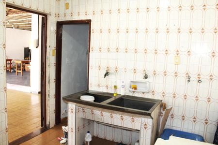 Casa à venda com 150m², 3 quartos e 4 vagasÁrea de Serviço