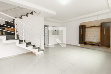 Sala de casa para alugar com 3 quartos, 140m² em Vila Granada, São Paulo