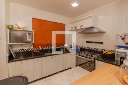 Casa à venda com 320m², 4 quartos e 2 vagasCozinha