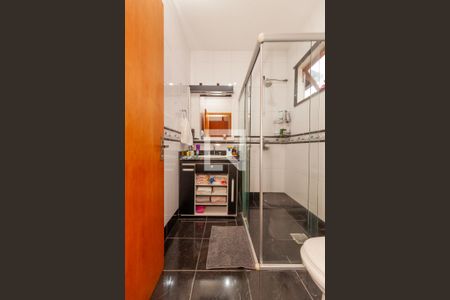 Casa à venda com 320m², 4 quartos e 2 vagasBanheiro da Suíte