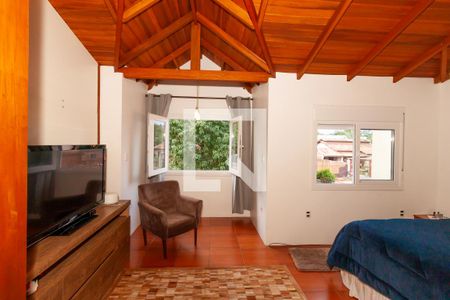 Casa à venda com 320m², 4 quartos e 2 vagasSuíte